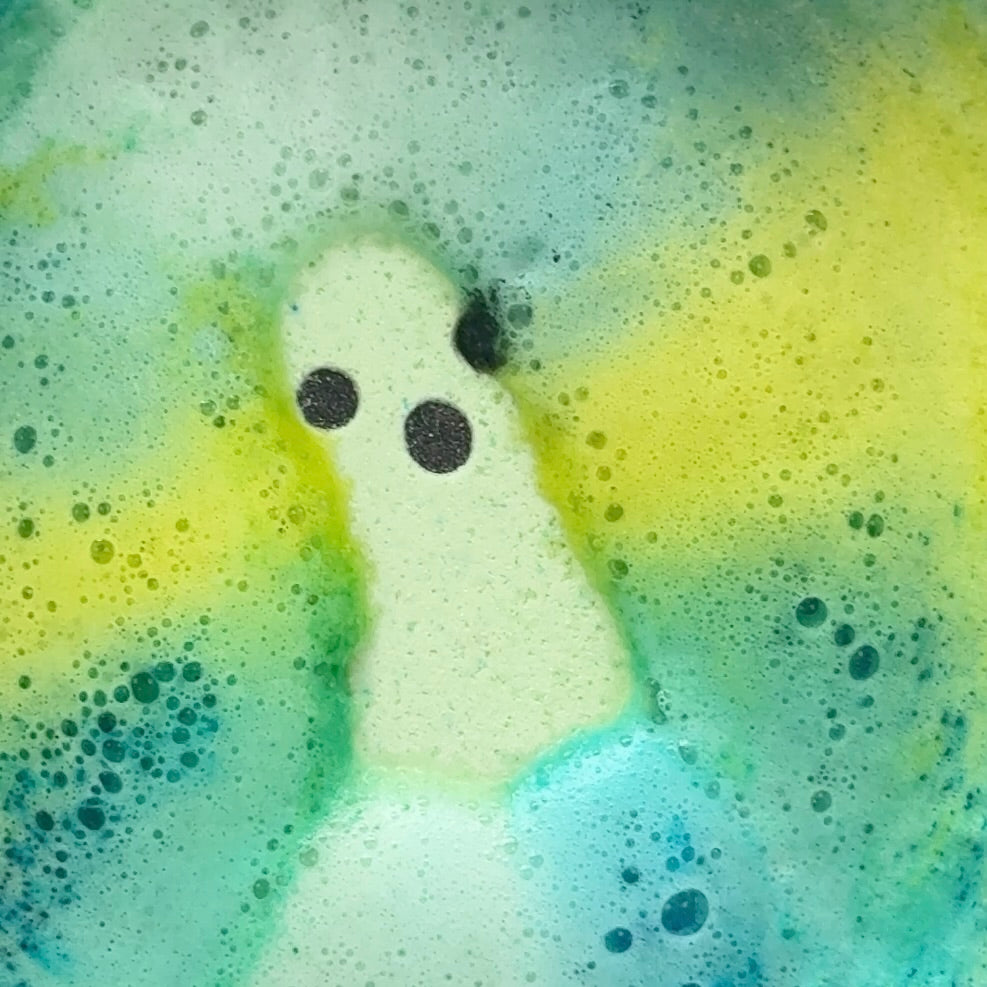 Halloween 'Glow in the Dark' Ghost Bath Bomb