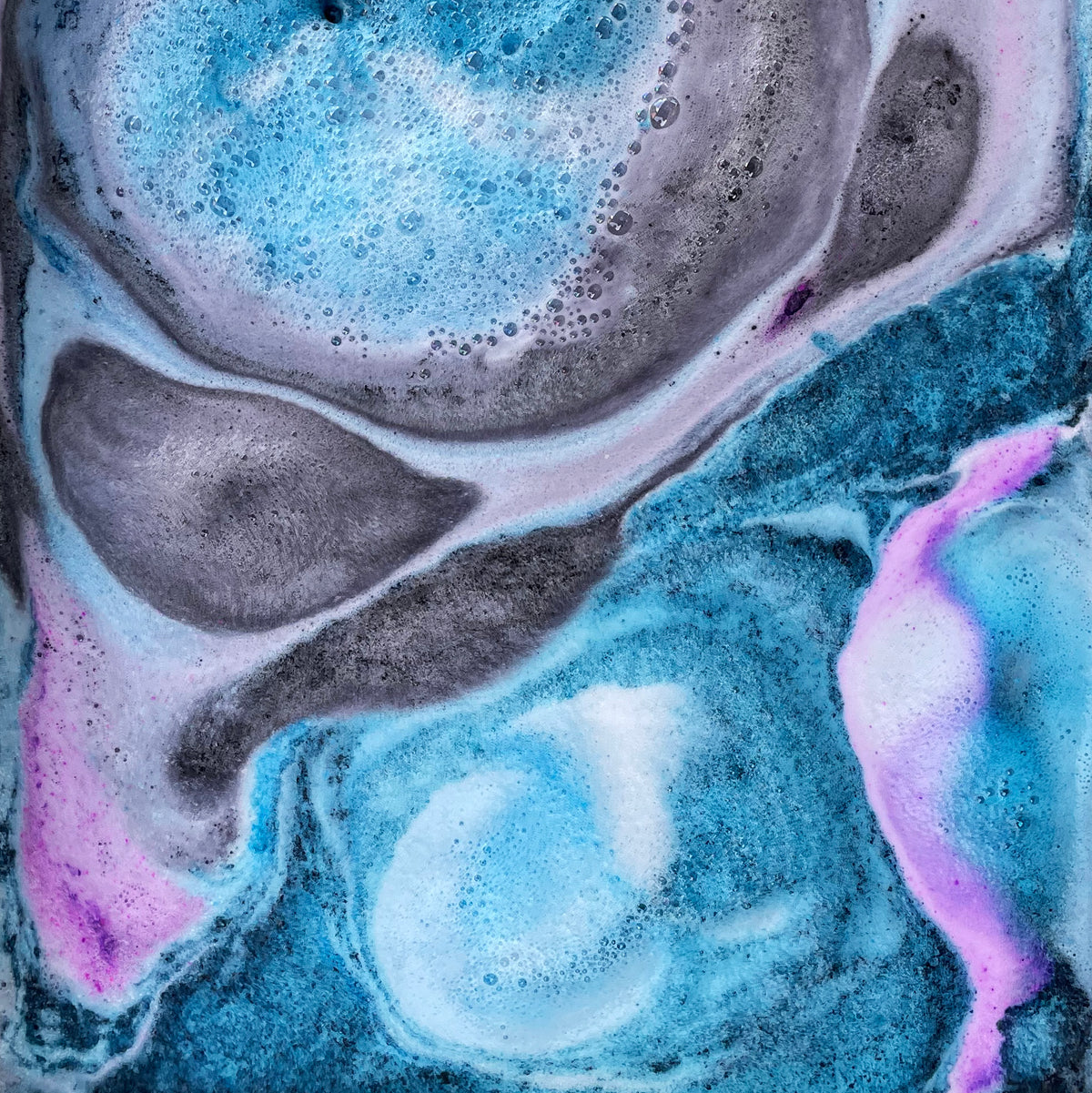 Cosmic Clusters Bath Rocks